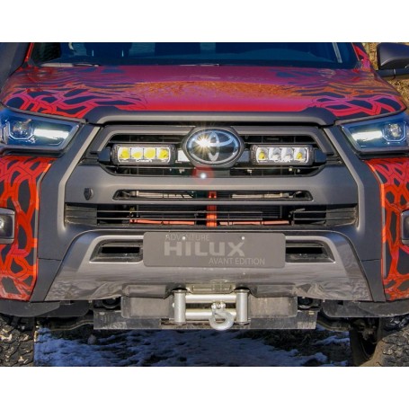 LAZER LAMPS Kühlergrill-Kit TOYOTA Hilux Invincible X (2021+) Triple-R 750 WIDE