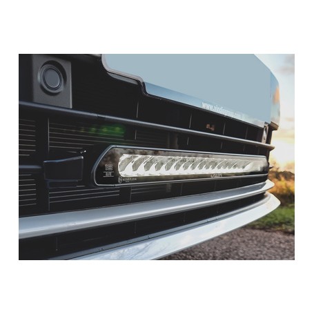 Lazer Lamps radiator grille kit for VW Golf MK8 2020+ incl. Linear-18 Elite